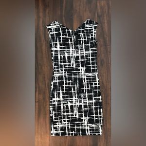 Unbranded BodyCon Form fitting Black/White Dress size: small